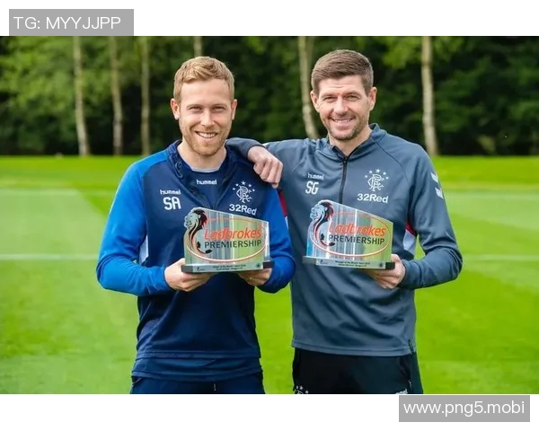 CBA官方：特奎维恩·史密斯当选第二期月度最佳国际球员